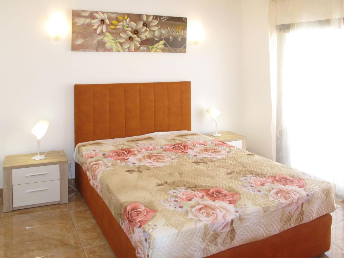 Holiday Home Do Pinheiros - Obi105 By Interhome Vau  Exterior photo